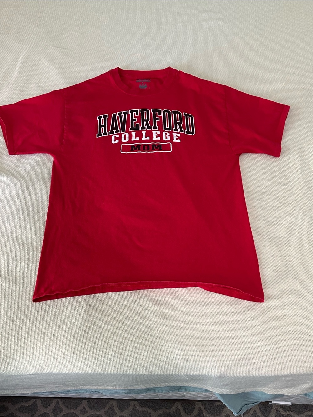 Champion Haverford College Mom T Shirt Red Size Large 20x26 Short Sleeve Tee